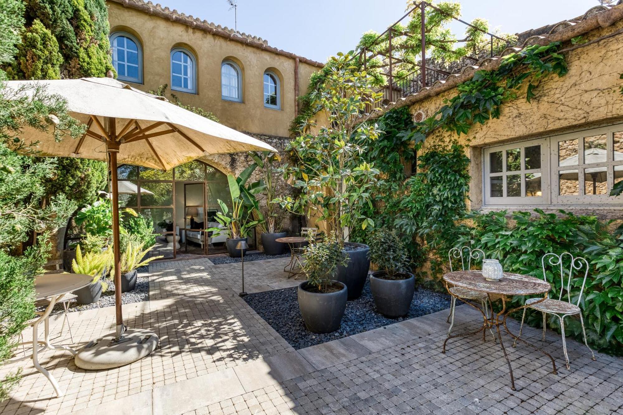 Les Hamaques Hotel Viladamat Buitenkant foto